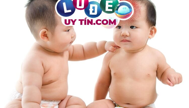 Nằm mơ thấy mình sinh con gái đánh con gì - sinh đôi mang điềm lành